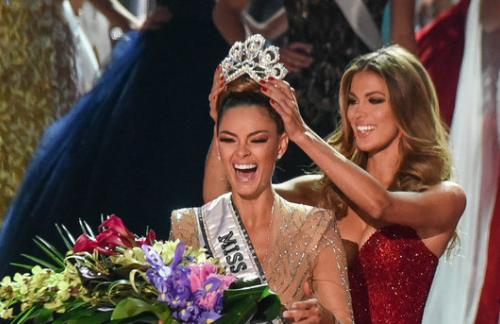 В конкурсе Мисс Вселенная 2017 победила красотка из Южной Африки