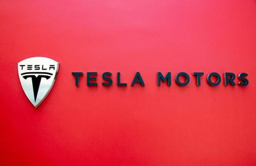 Tesla предложит инвесторам вложиться в автомобиль Model 3